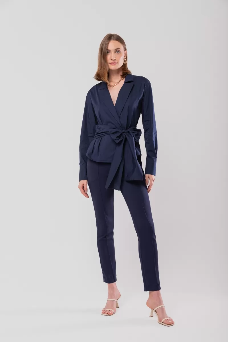 Hidrogênio - CACHEUR SHIRT WITH LONG MG COLLAR AND NAVY STRIP - 20144004 Hidrogênio - CACHEUR SHIRT WITH LONG MG COLLAR AND NAVY STRIP - 20144004