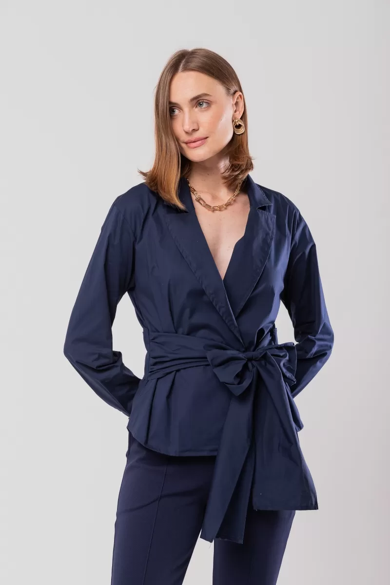 Hidrogênio - CACHEUR SHIRT WITH LONG MG COLLAR AND NAVY STRIP - 20144004 Hidrogênio - CACHEUR SHIRT WITH LONG MG COLLAR AND NAVY STRIP - 20144004