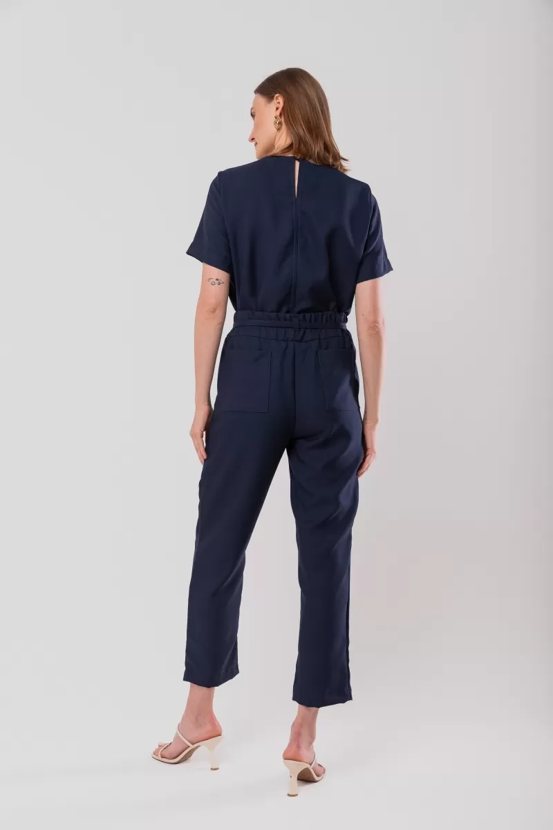 Hidrogênio - CARROT CREPE PANTS WITH BELT AND POCKET LUANA NAVY - 20106004 Hidrogênio - CARROT CREPE PANTS WITH BELT AND POCKET LUANA NAVY - 20106004