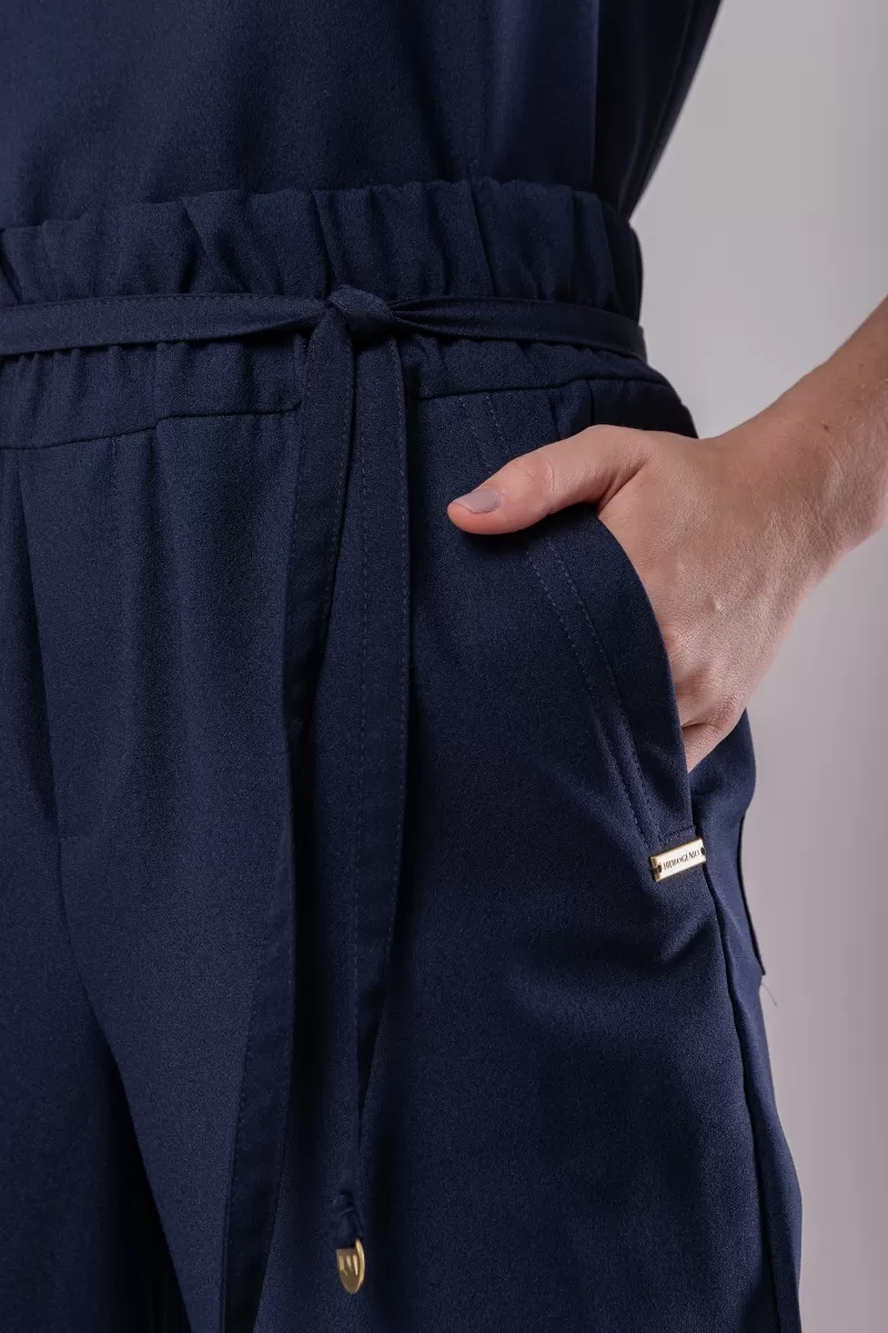 Hidrogênio - CARROT CREPE PANTS WITH BELT AND POCKET LUANA NAVY - 20106004 Hidrogênio - CARROT CREPE PANTS WITH BELT AND POCKET LUANA NAVY - 20106004