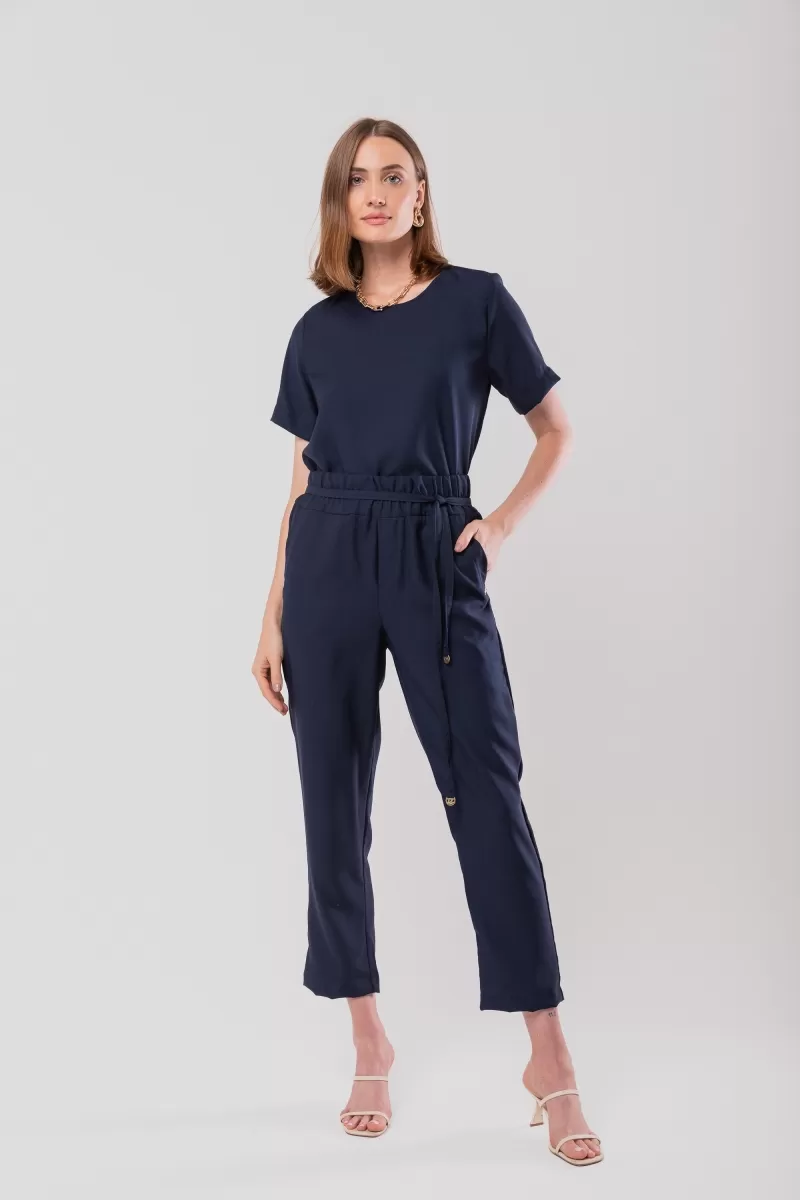 Hidrogênio - CARROT CREPE PANTS WITH BELT AND POCKET LUANA NAVY - 20106004 Hidrogênio - CARROT CREPE PANTS WITH BELT AND POCKET LUANA NAVY - 20106004