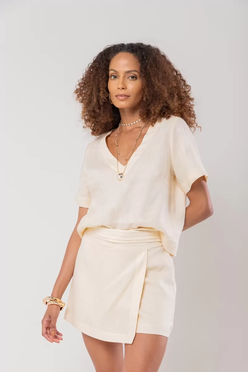 Hidrogênio - SHORTS SKIRT WITH PLEATS ON THE WAISTBAND IN EARTH LINEN - 20181332 Hidrogênio - SHORTS SKIRT WITH PLEATS ON THE WAISTBAND IN EARTH LINEN - 20181332