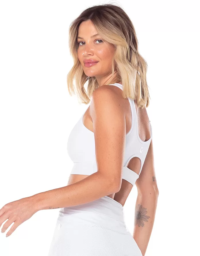 Vestem - Cléo White Top with Overlay Detail - TOP1069.V25.C0001 Vestem - Cléo White Top with Overlay Detail - TOP1069.V25.C0001