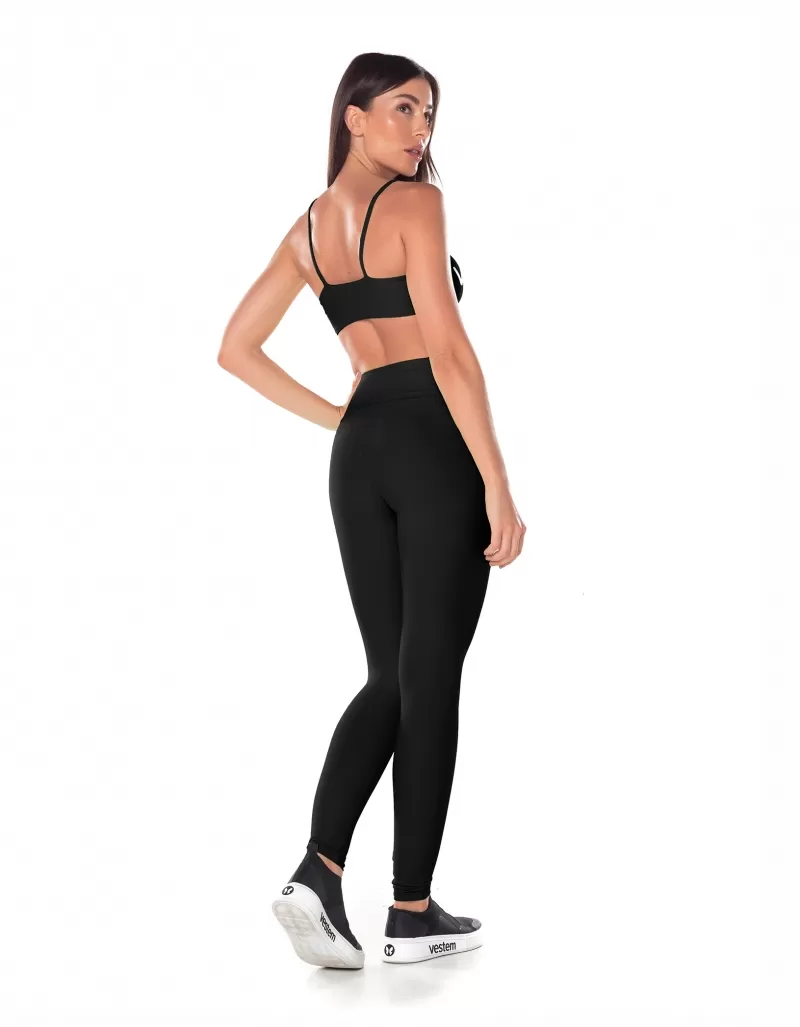Vestem - Black Ambassador Top - TOP890.ESS.C0002 Vestem - Black Ambassador Top - TOP890.ESS.C0002