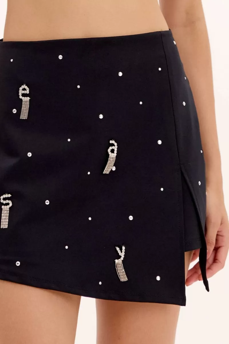 LANÇA PERFUME - Short Skirt with Slit and Glitter Appliques LP EASY - 1512 LANÇA PERFUME - Short Skirt with Slit and Glitter Appliques LP EASY - 1512
