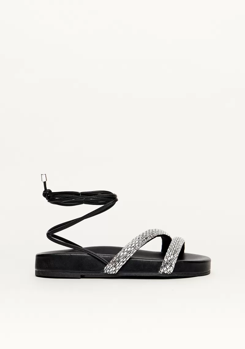 LANÇA PERFUME - Heels Papete With Shiny Straps And Tie Launches Perfume - 1409PT LANÇA PERFUME - Heels Papete With Shiny Straps And Tie Launches Perfume - 1409PT