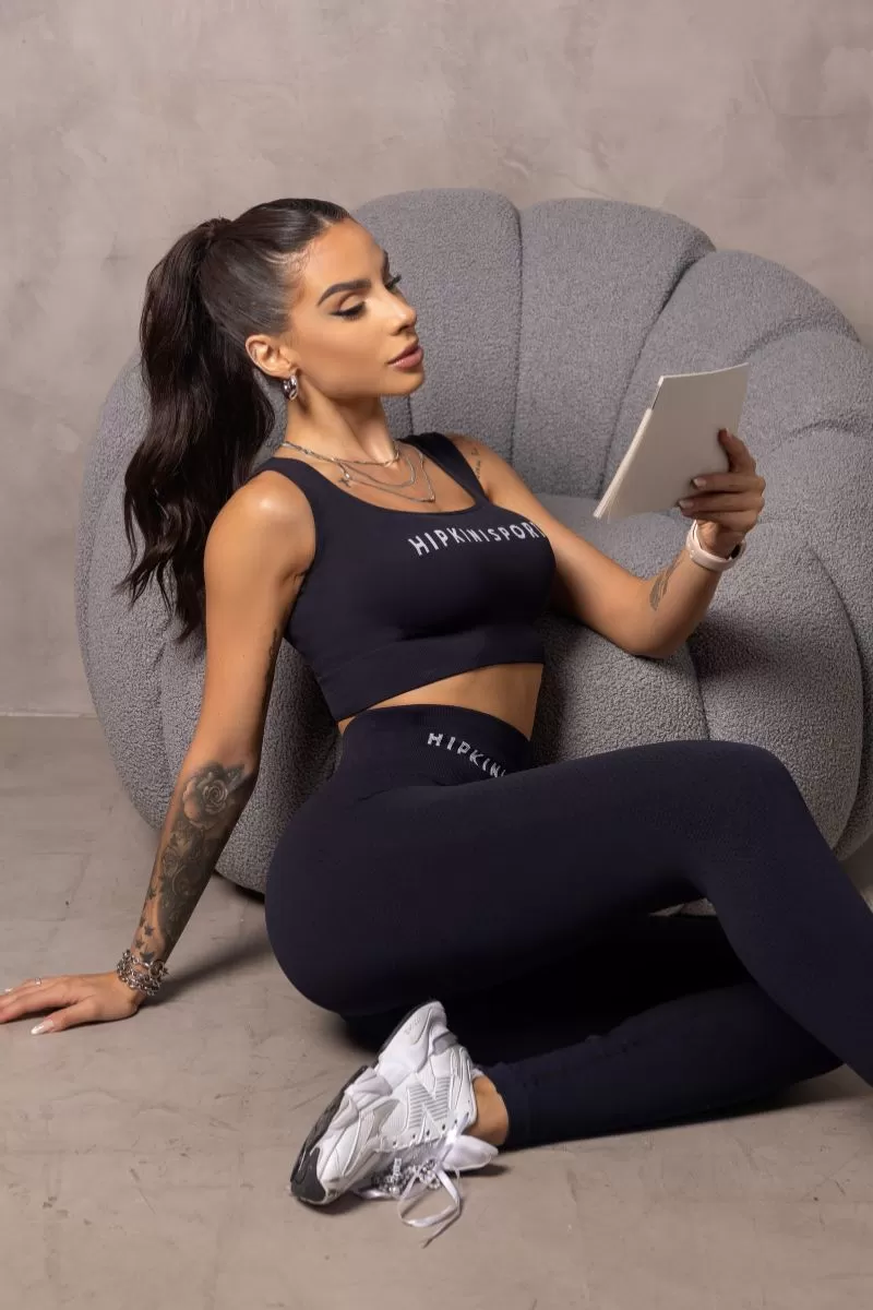 Hipkini - Stunning Seamless Black Top - 33331067