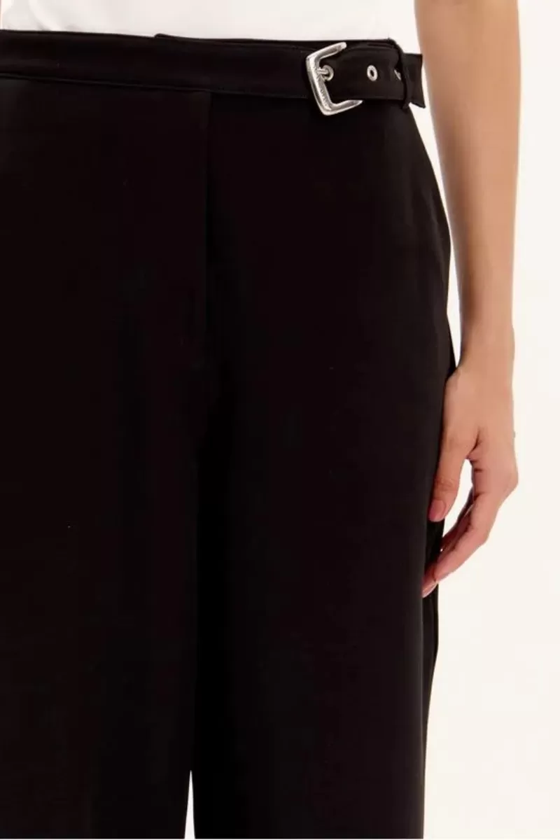 LANÇA PERFUME - Full Length High Waist Pants With Side Buckle Lança Perfume - 2776 LANÇA PERFUME - Full Length High Waist Pants With Side Buckle Lança Perfume - 2776