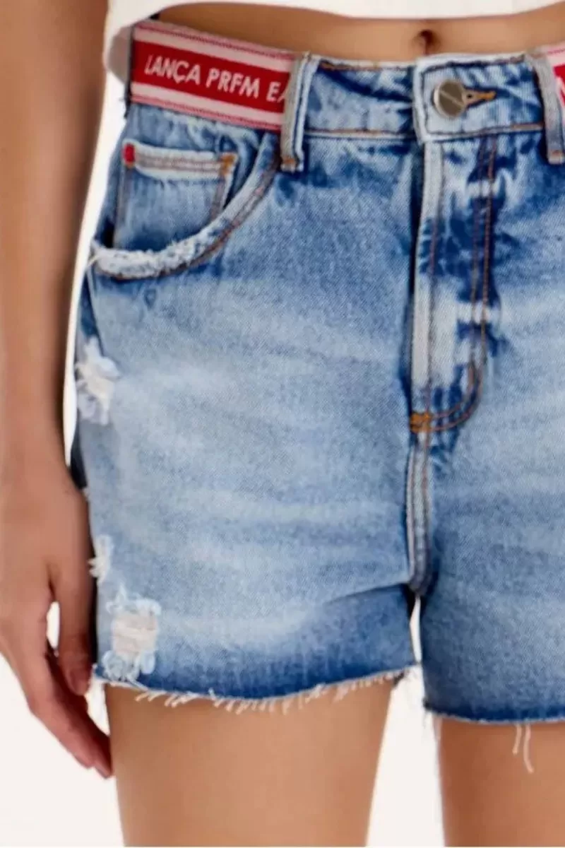LANÇA PERFUME - Comfort Jean Shorts With High Waist And Belt At The Waist LAUNCHES EASY PERFUME - 2819 LANÇA PERFUME - Comfort Jean Shorts With High Waist And Belt At The Waist LAUNCHES EASY PERFUME - 2819