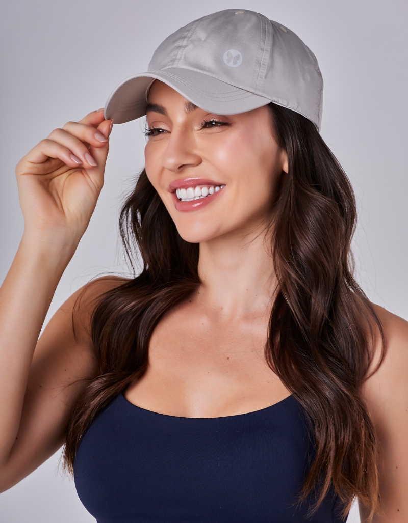 Vestem - Chalk Grey Reflective Butterfly Cap - BN09.C0582 Vestem - Chalk Grey Reflective Butterfly Cap - BN09.C0582