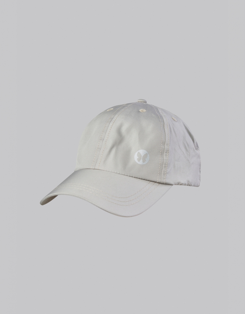 Vestem - Chalk Grey Reflective Butterfly Cap - BN09.C0582 Vestem - Chalk Grey Reflective Butterfly Cap - BN09.C0582