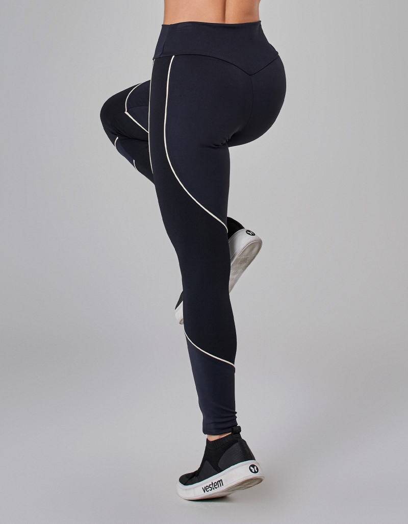 Vestem - Legging Legging with Cutouts Link Black - FS1492.I25.C0002 Vestem - Legging Legging with Cutouts Link Black - FS1492.I25.C0002