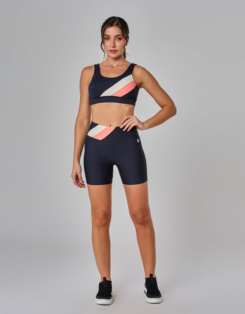 Vestem - Tricolor Motion Shorts Black - SH670.I25.C0002 Vestem - Tricolor Motion Shorts Black - SH670.I25.C0002