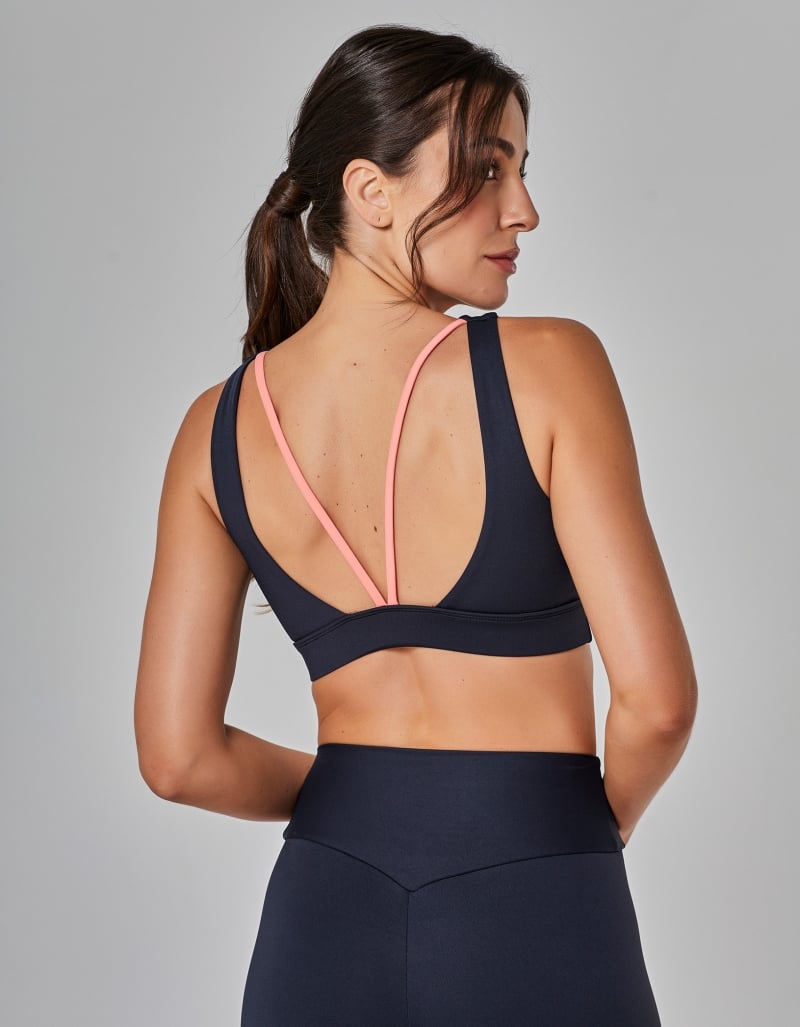 Vestem - Motion Black High Support Top - TOP1130.I25.C0002 Vestem - Motion Black High Support Top - TOP1130.I25.C0002