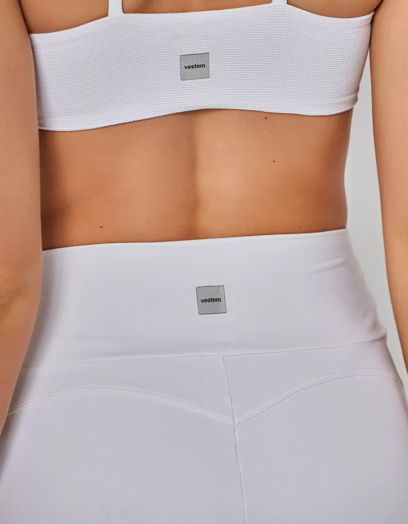 Vestem - White Flow Shorts - SH651.I25.C0001