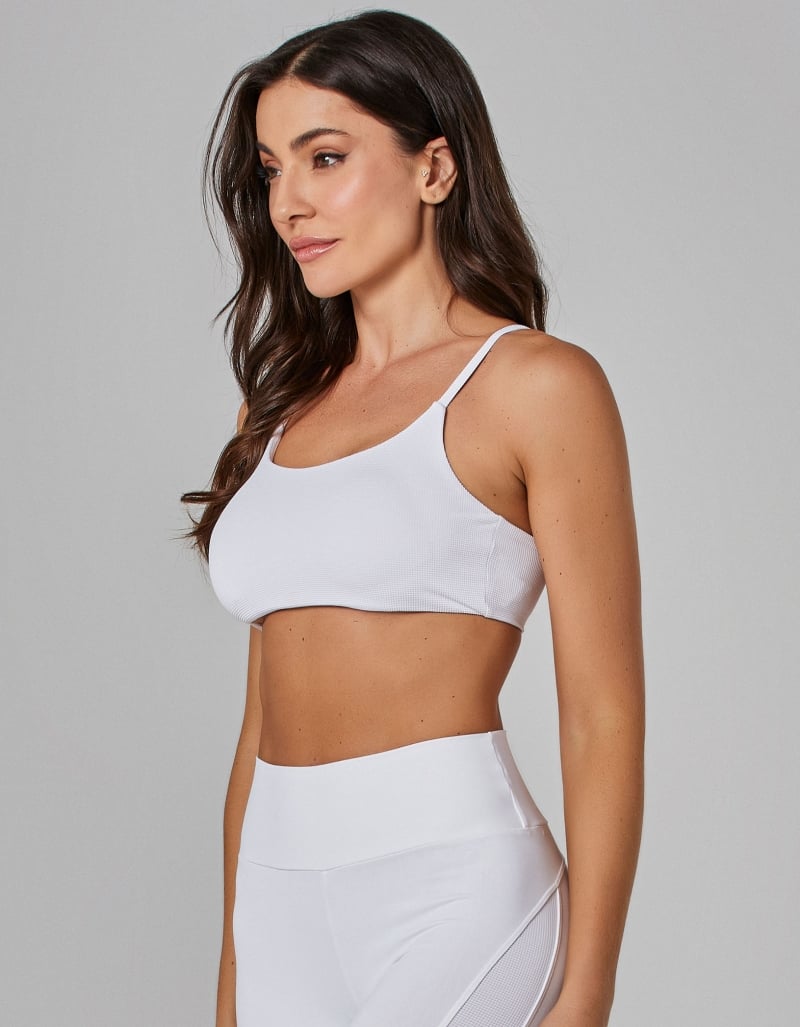 Vestem - White Flow Medium Support Top - TOP1083.I25.C0001 Vestem - White Flow Medium Support Top - TOP1083.I25.C0001