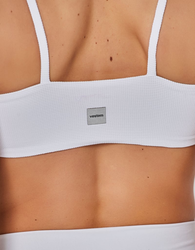 Vestem - White Flow Medium Support Top - TOP1083.I25.C0001 Vestem - White Flow Medium Support Top - TOP1083.I25.C0001