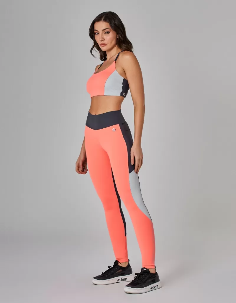 Vestem - Trek Carbox Medium Support Top in Camellia Orange - TOP1147.I25.C0559