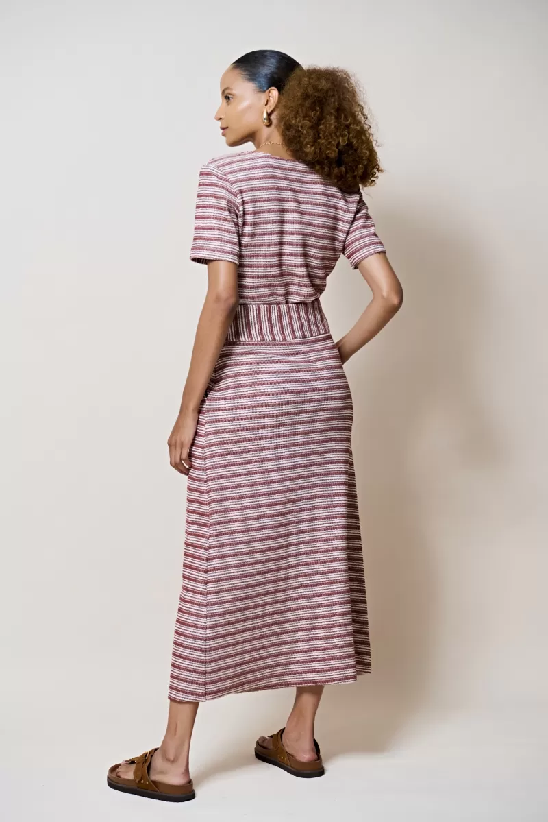 Hidrogênio - LONG SKIRT WITH BROWN THREAD CUT-OUT - 20325031 Hidrogênio - LONG SKIRT WITH BROWN THREAD CUT-OUT - 20325031