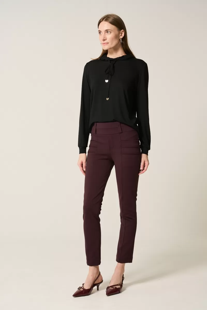 Hidrogênio - LUCIANA WINE FISHERMAN PANTS WITH POCKETS AND PIPE - 20307043 Hidrogênio - LUCIANA WINE FISHERMAN PANTS WITH POCKETS AND PIPE - 20307043