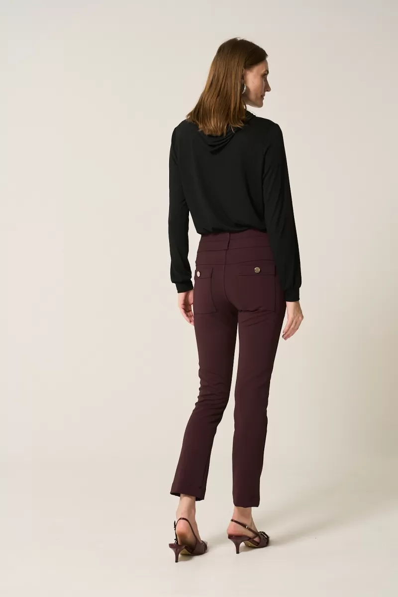 Hidrogênio - LUCIANA WINE FISHERMAN PANTS WITH POCKETS AND PIPE - 20307043 Hidrogênio - LUCIANA WINE FISHERMAN PANTS WITH POCKETS AND PIPE - 20307043