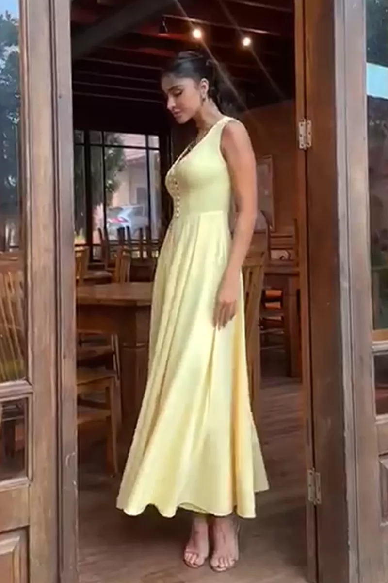 Dot Clothing - Dress Midi Dot Clothing Clara Det Yellow Buttons - 2641AMARELO Dot Clothing - Dress Midi Dot Clothing Clara Det Yellow Buttons - 2641AMARELO
