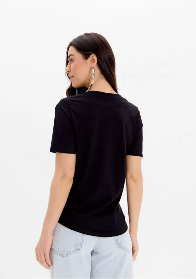 LANÇA PERFUME - Traditional T-shirt with Print and Short Sleeve Lança Perfume - 5070 LANÇA PERFUME - Traditional T-shirt with Print and Short Sleeve Lança Perfume - 5070