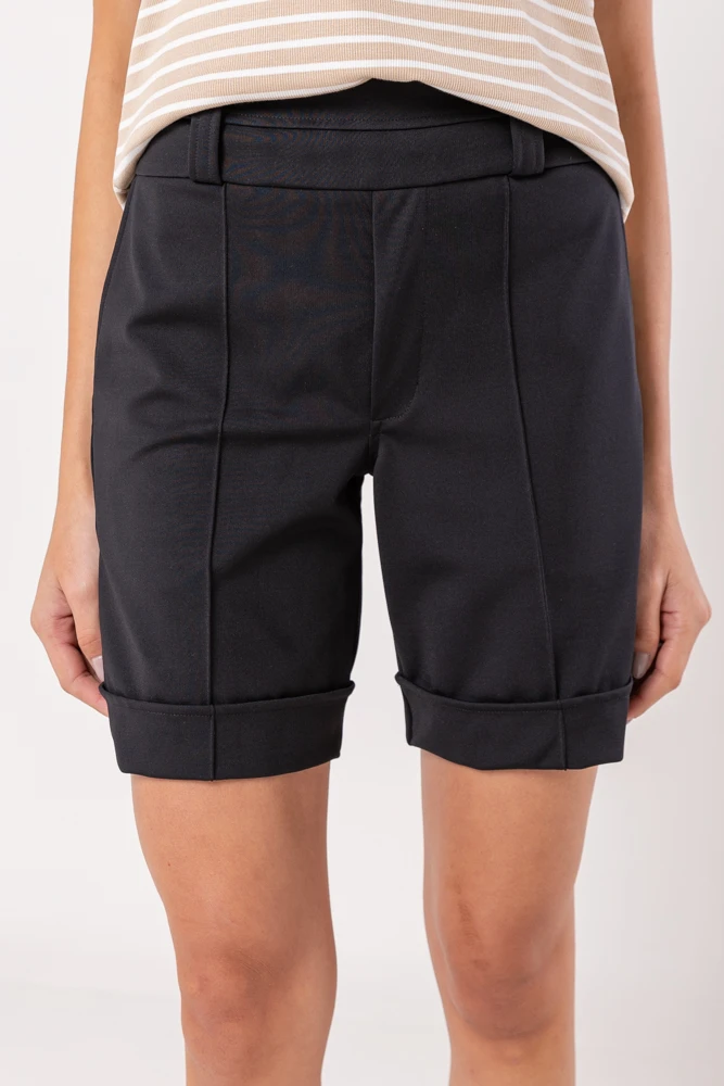 Hidrogênio - TAILORED BERMUDA BERMUDA WITH POCKET AND LAPEL IN BLACK - 20287001 Hidrogênio - TAILORED BERMUDA BERMUDA WITH POCKET AND LAPEL IN BLACK - 20287001