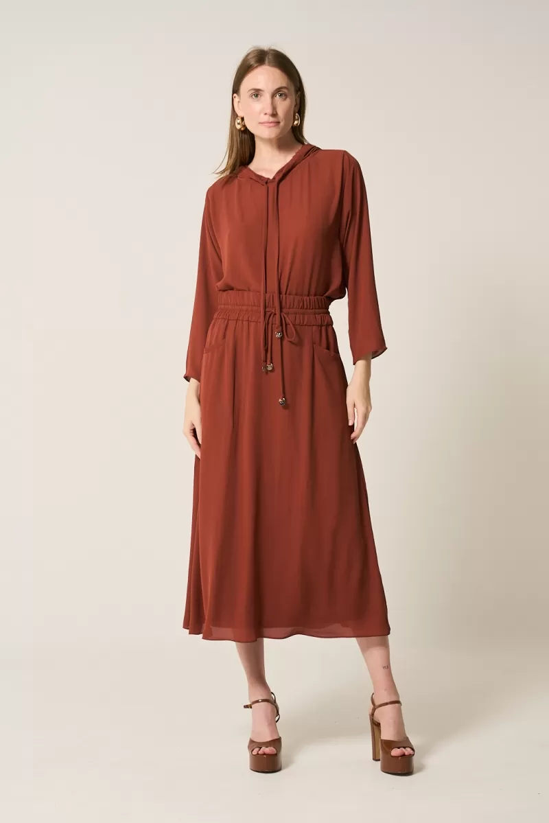 Hidrogênio - GODE SKIRT WITH POCKETS AND ELASTIC WAISTBAND IN EARTH RED - 20298578 Hidrogênio - GODE SKIRT WITH POCKETS AND ELASTIC WAISTBAND IN EARTH RED - 20298578