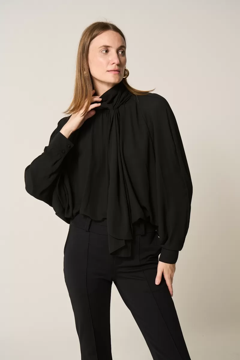 Hidrogênio - BLACK BAT SLEEVE BLOUSE - 20288001 Hidrogênio - BLACK BAT SLEEVE BLOUSE - 20288001