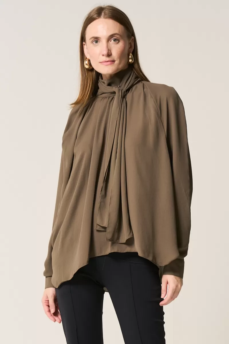 Hidrogênio - DARK GREEN BAT SLEEVE BLOUSE - 20288493 Hidrogênio - DARK GREEN BAT SLEEVE BLOUSE - 20288493