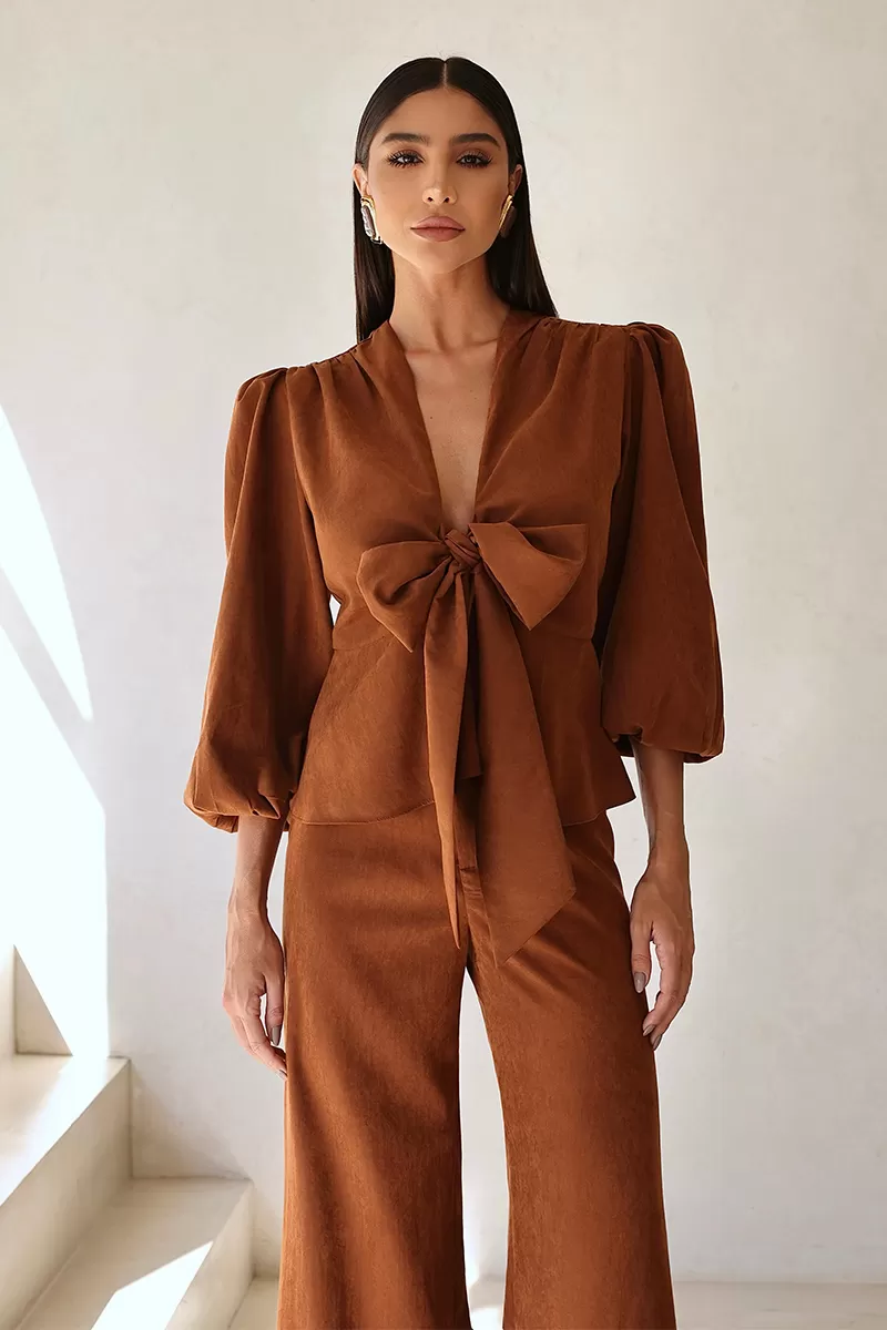 Dot Clothing - Loreta Dot Clothing Set Shirt and Brown Pants - 2688MARROM Dot Clothing - Loreta Dot Clothing Set Shirt and Brown Pants - 2688MARROM