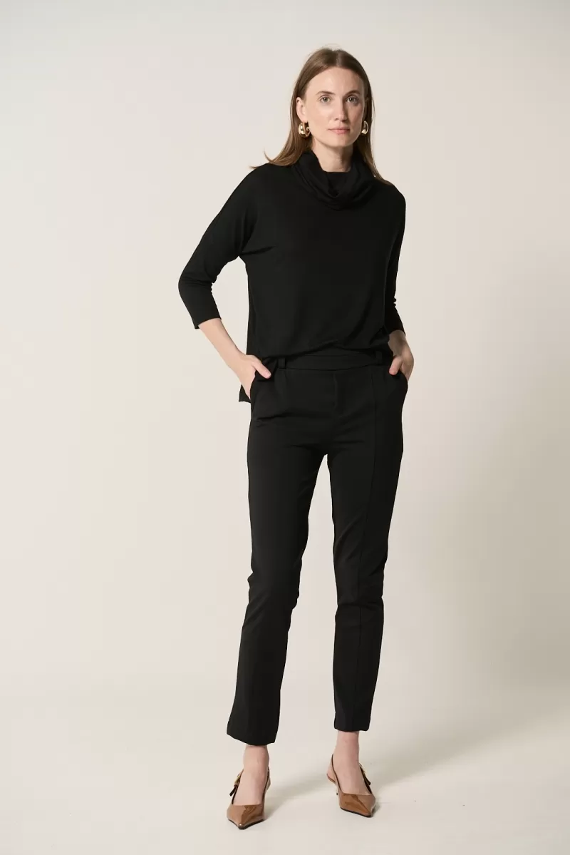 Hidrogênio - BLACK SQUARE BLOUSE WITH SILVER COLLAR - 20336001 Hidrogênio - BLACK SQUARE BLOUSE WITH SILVER COLLAR - 20336001