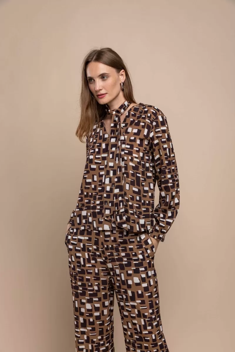 Hidrogênio - BLOUSE WITH PUFFED SLEEVES AND PRINTED BOW - 20443110 Hidrogênio - BLOUSE WITH PUFFED SLEEVES AND PRINTED BOW - 20443110