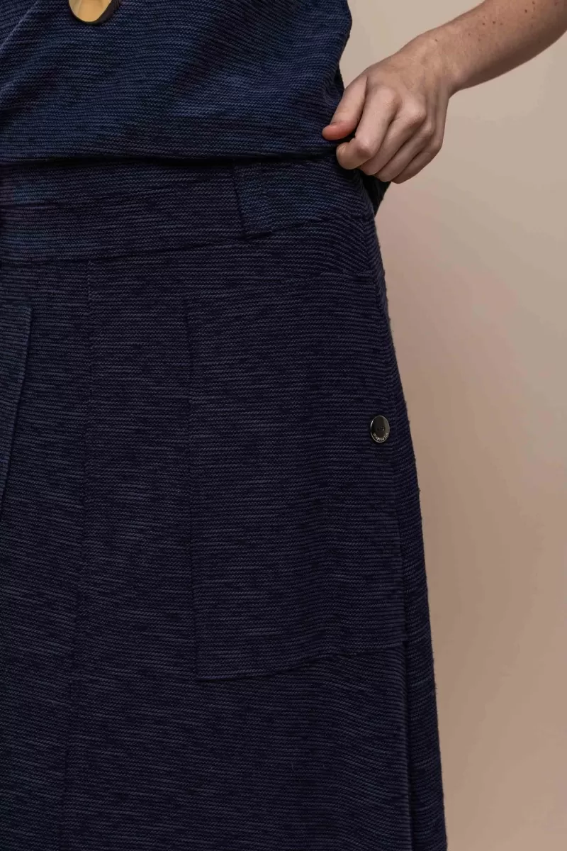 Hidrogênio - MIDI SKIRT WITH THREAD POCKET NAVY COLOR - 20354004 Hidrogênio - MIDI SKIRT WITH THREAD POCKET NAVY COLOR - 20354004