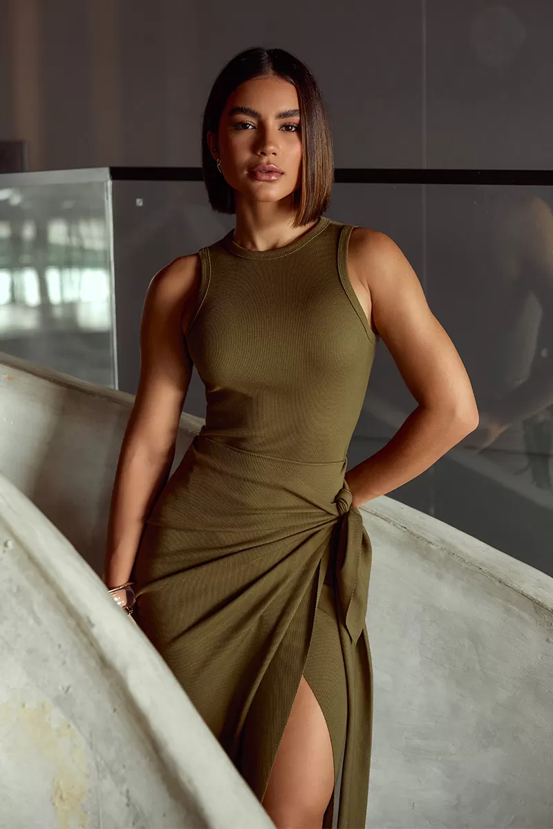 Dot Clothing - Dress Body Dot Clothing Tank Shirt Longuete Oliva - 2224OLIVA Dot Clothing - Dress Body Dot Clothing Tank Shirt Longuete Oliva - 2224OLIVA