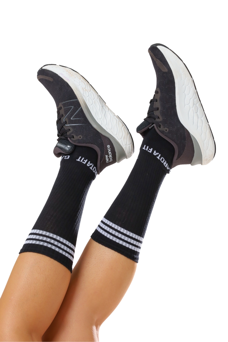 Garotafit - High Top Socks Black/White Stripe Pattern - MEIA01AB