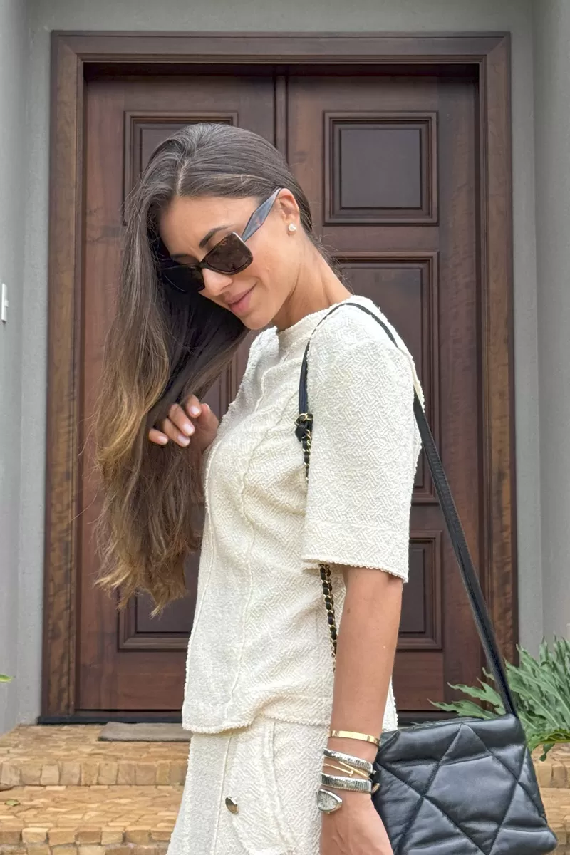 Hidrogênio - BLUSA C/ RECORTES OFF WHITE - 20392018 Hidrogênio - BLUSA C/ RECORTES OFF WHITE - 20392018