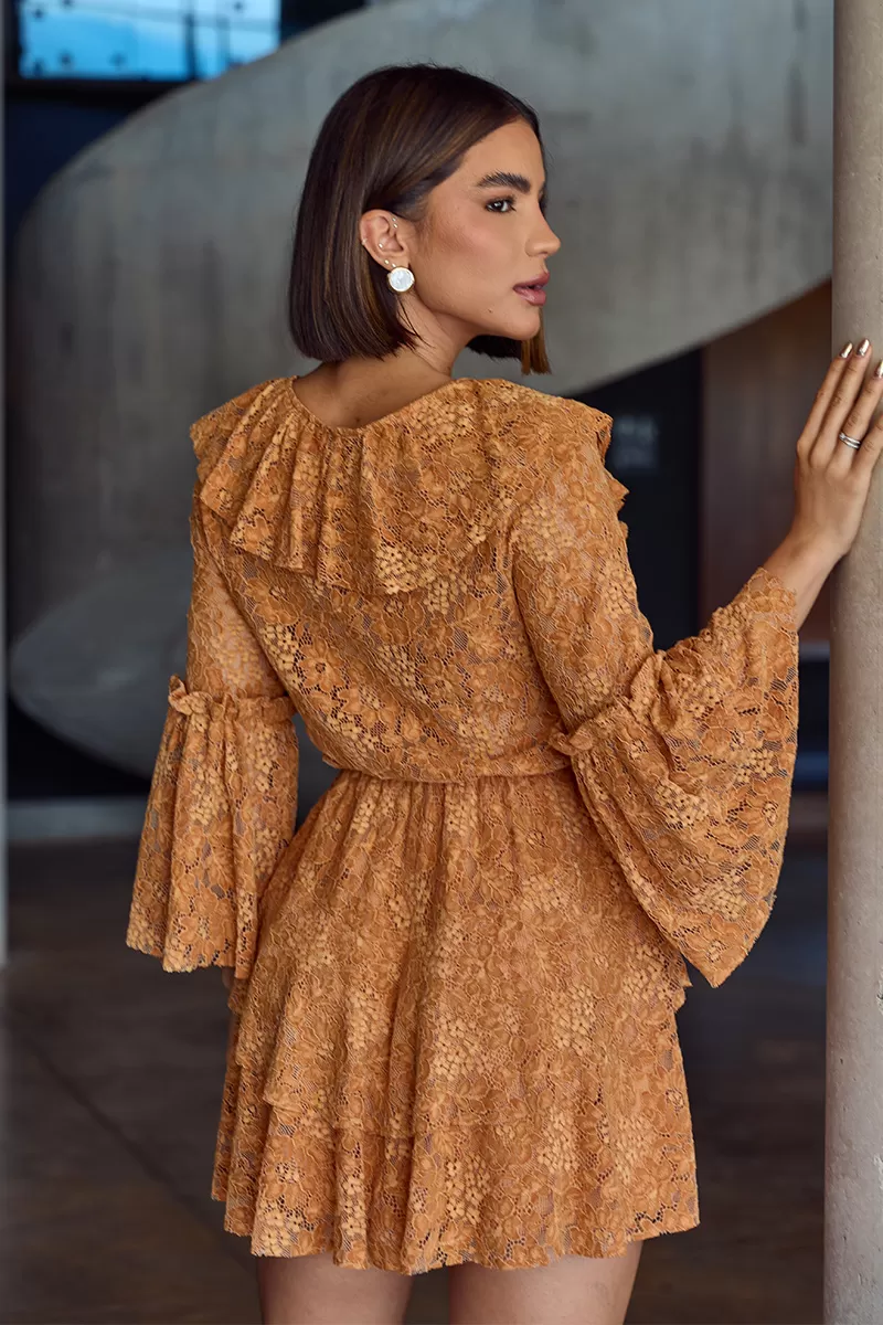 Dot Clothing - Short Dress Dot Clothing Lace Mustard - 2705AMARELO Dot Clothing - Short Dress Dot Clothing Lace Mustard - 2705AMARELO
