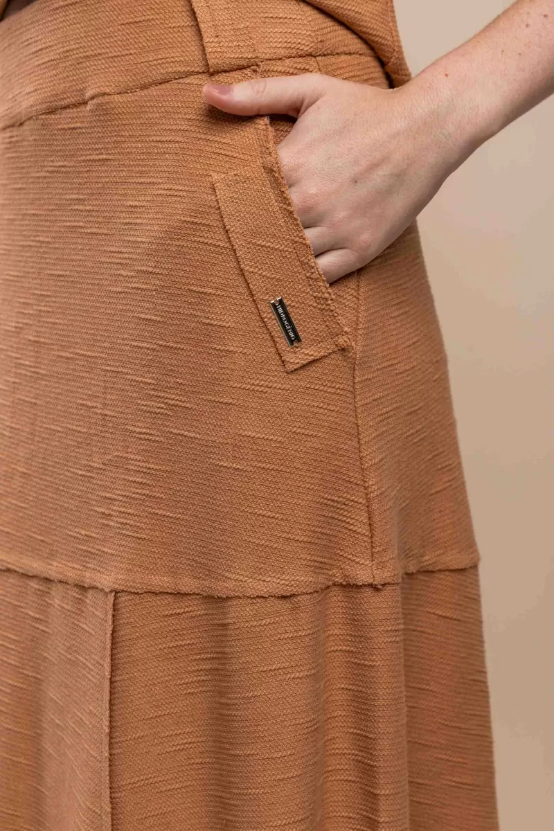 Hidrogênio - CAMEL THREADED MIDI FLARE SKIRT - 19805039 Hidrogênio - CAMEL THREADED MIDI FLARE SKIRT - 19805039