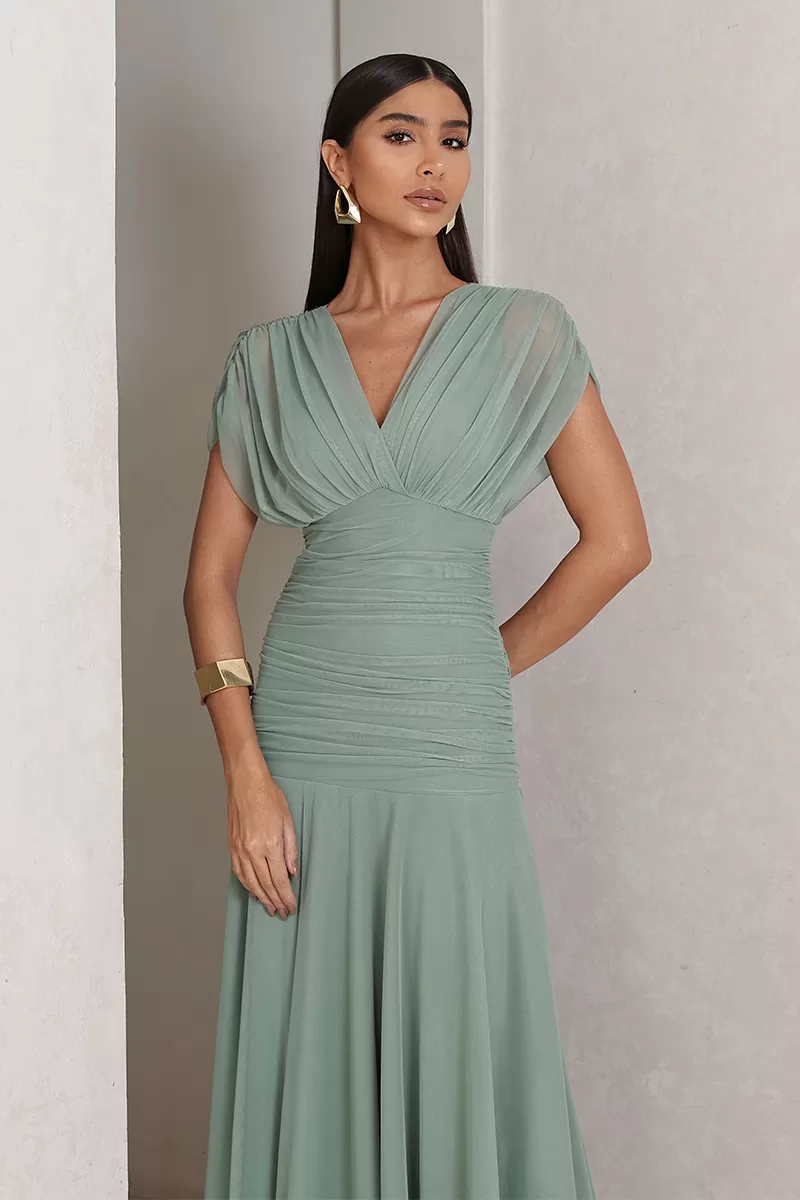 Dot Clothing - Dress Dot Clothing Long tulle on the shoulders light green - 2771VERDECL Dot Clothing - Dress Dot Clothing Long tulle on the shoulders light green - 2771VERDECL