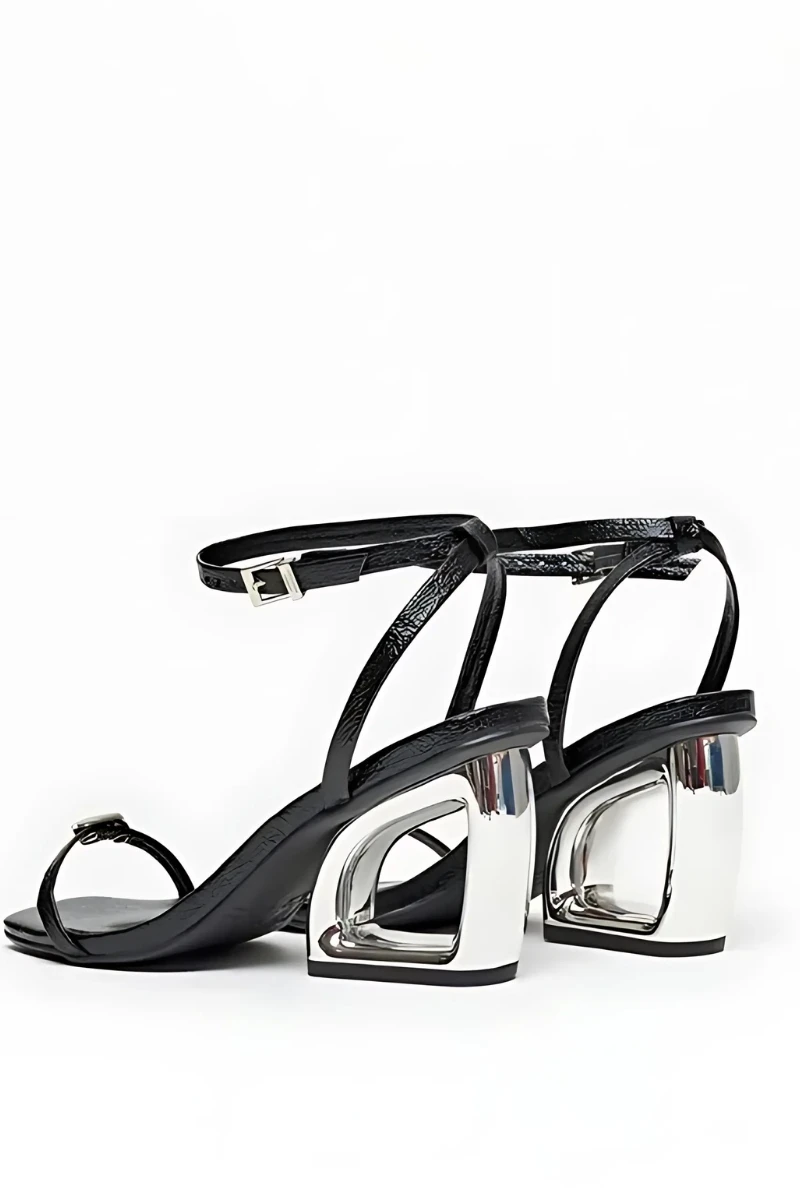 LANÇA PERFUME - Heels Metallic Geometric Heel Launches Perfume - 1500PT