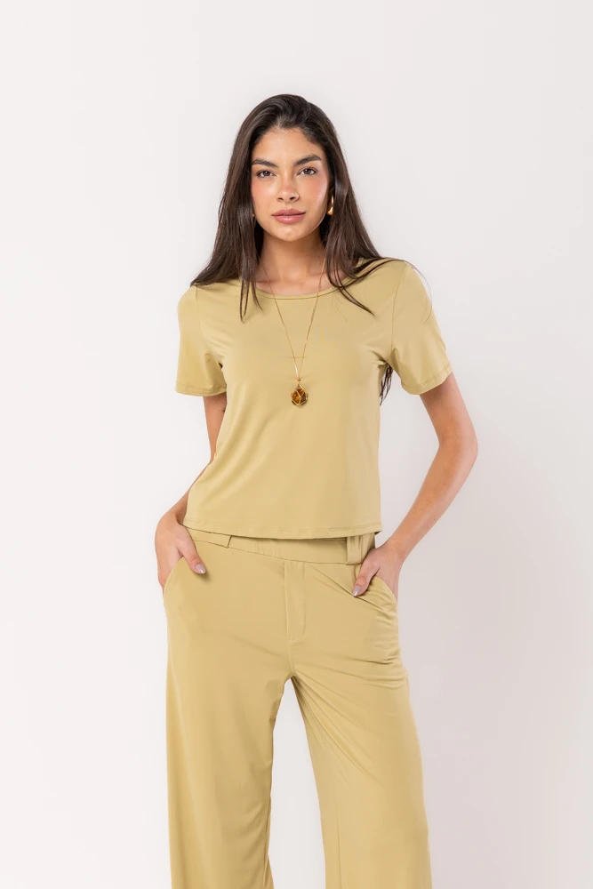 Hidrogênio - SUGAR GREEN SHORT OVAL NECKLINE BLOUSE - 19602479