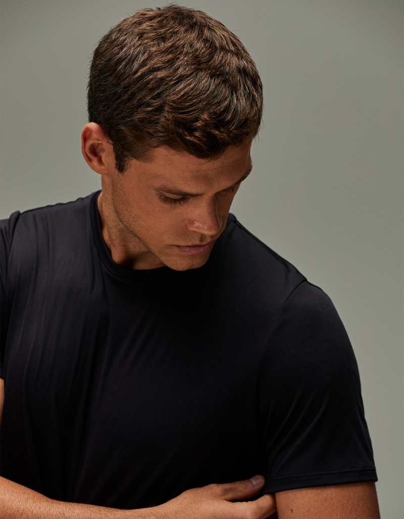 KORE - Camiseta Essentials Kore Preto - CMCT48.SP.C0002