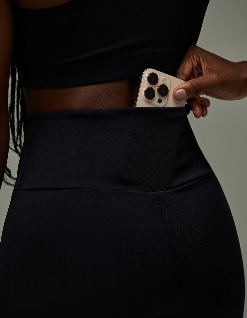 KORE - Shorts Essentials Kore Preto - SH778.SP.C0002