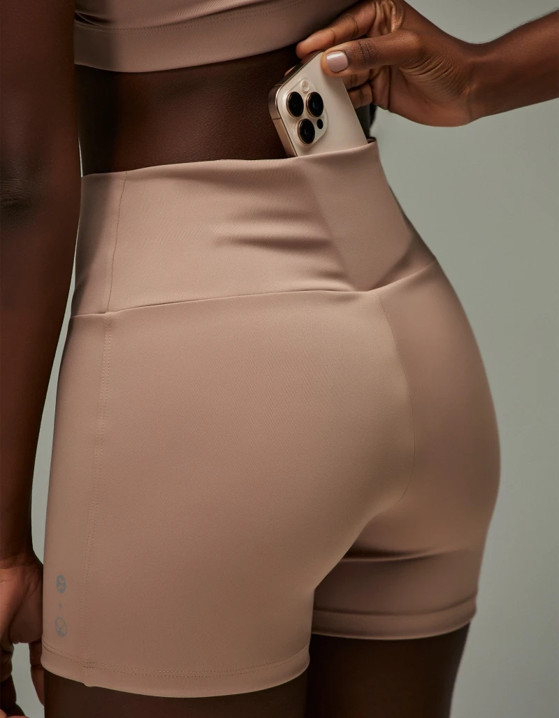 KORE - Shorts Essentials Kore Bege Kaki - SH778.SP.C0130