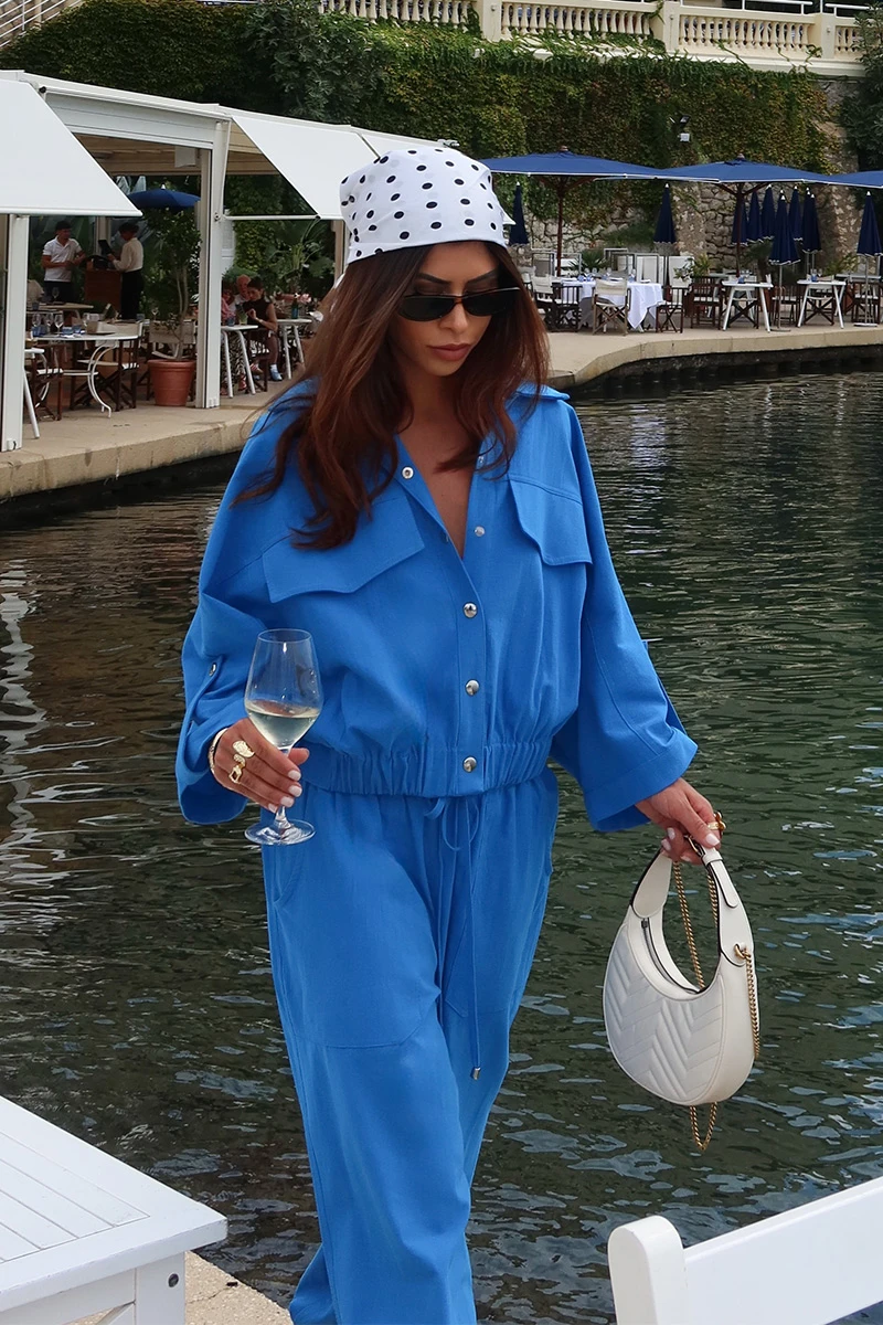 Dot Clothing - Conjunto Dot Clothing Liz Blusa e Calça Jogger Azul - 2822AZUL Dot Clothing - Conjunto Dot Clothing Liz Blusa e Calça Jogger Azul - 2822AZUL