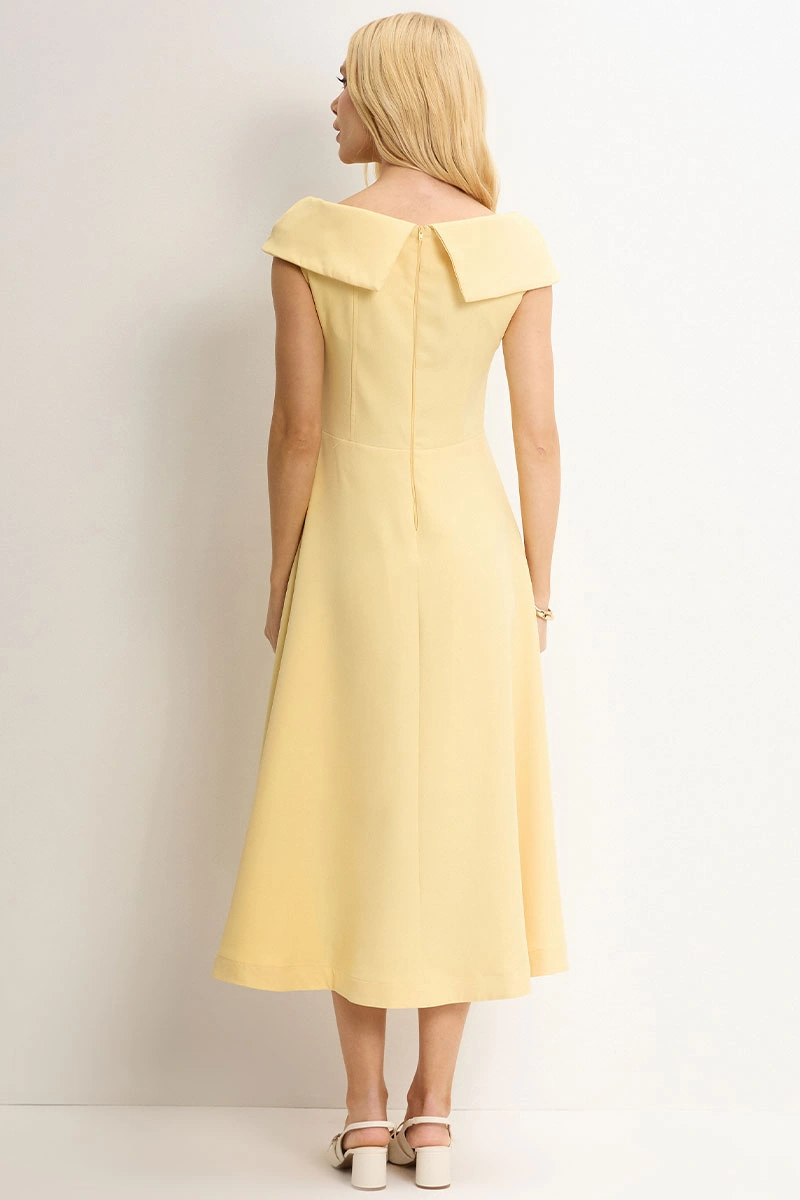 Miss Misses - Hilda Dress with Flower Detail on the Collar in Yellow - 54592003