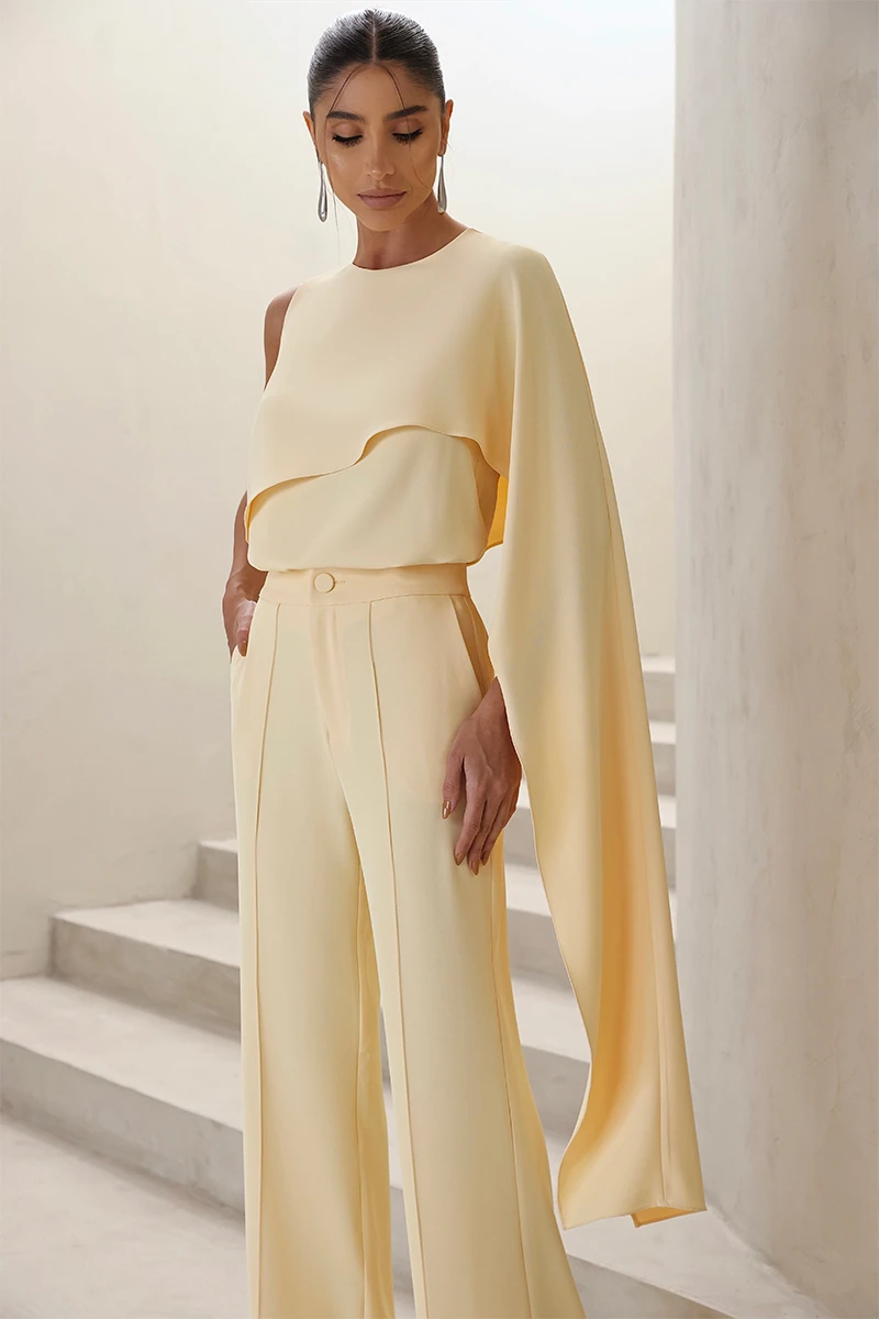 Dot Clothing - Set Dot Clothing Pants and Asymmetric Shirt Butter - 2860AMAR