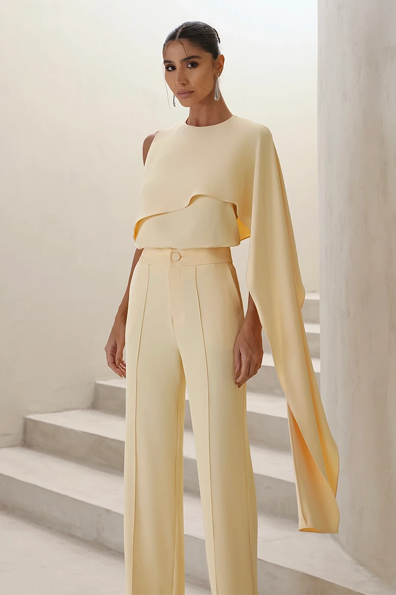 Dot Clothing - Set Dot Clothing Pants and Asymmetric Shirt Butter - 2860AMAR